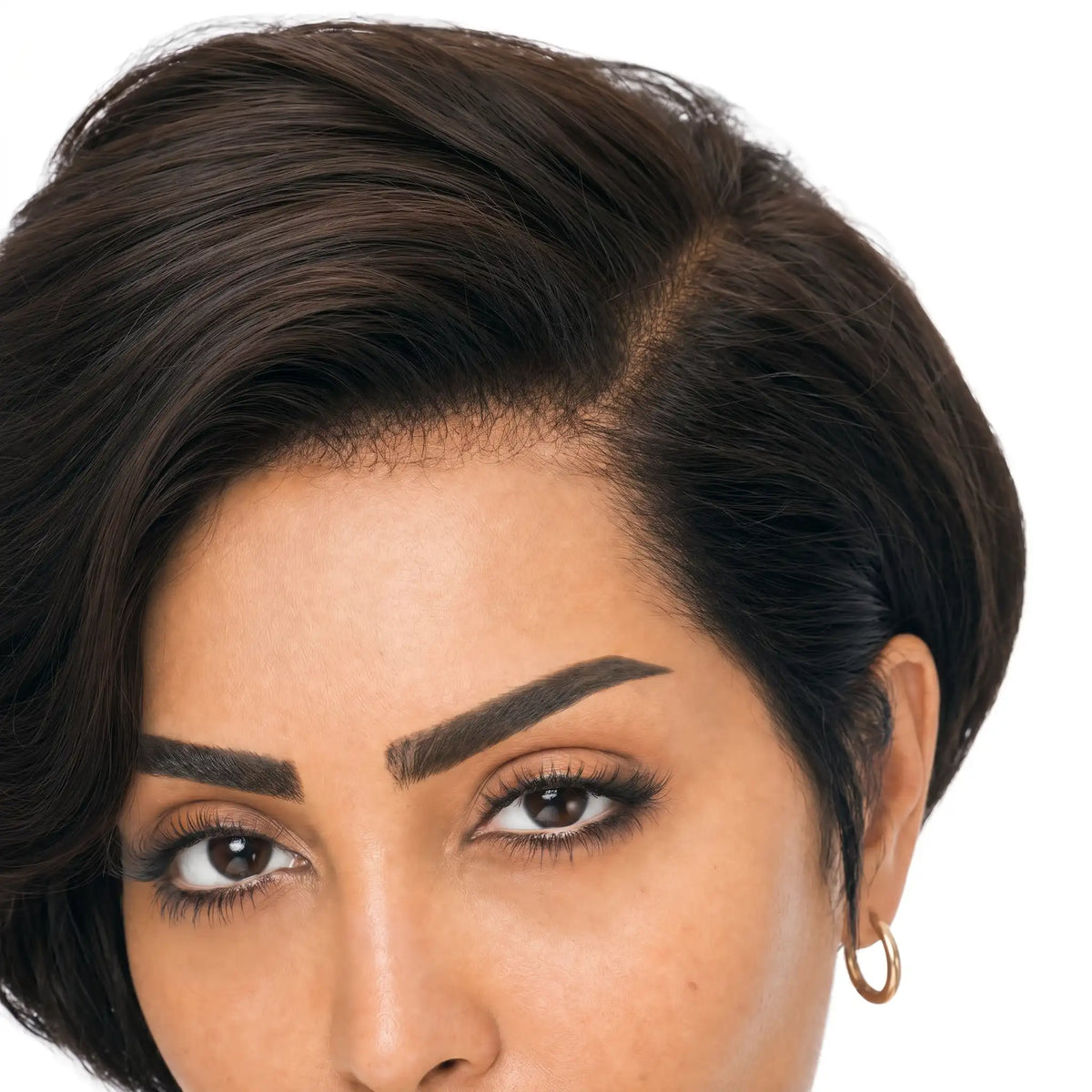 باروكة آيلا – شعر طبيعي 100% وخفيف لإطلالة مميزة تدوم طويلاً